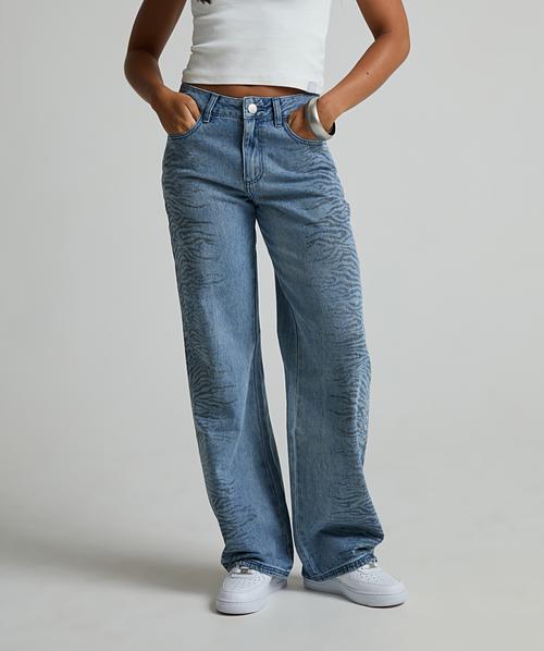 Womens Zyrage Oversized Jean