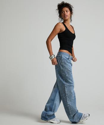 Womens Zyrage Oversized Jean